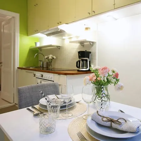 Daire Convenient For 2 In Toolo *